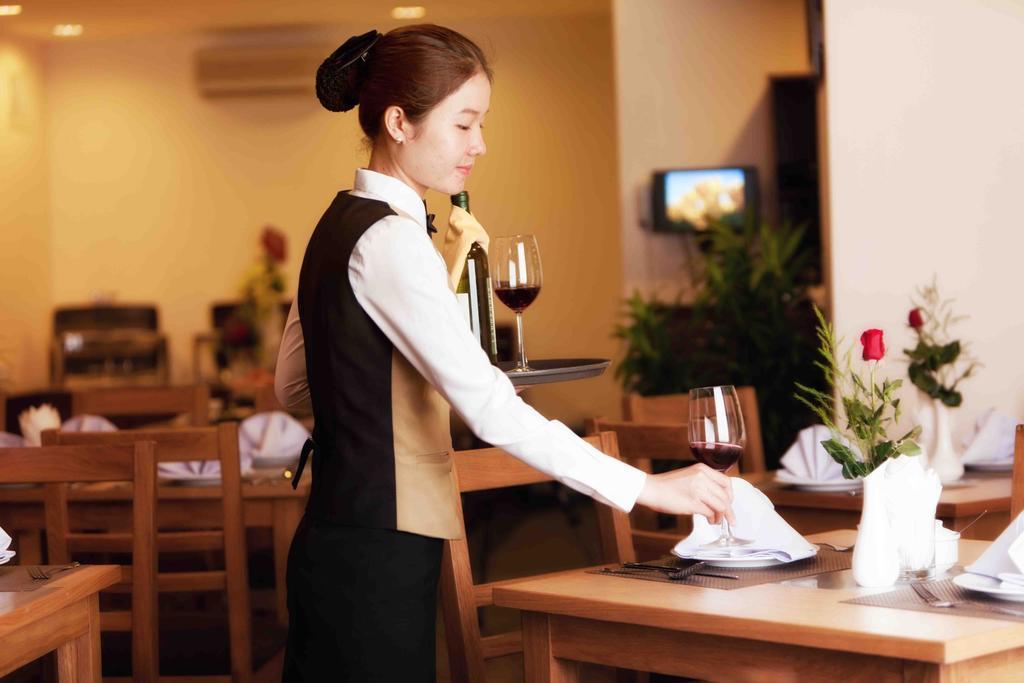 Ttc Hotel - Tan Binh Ho Chi Minh City Bagian luar foto