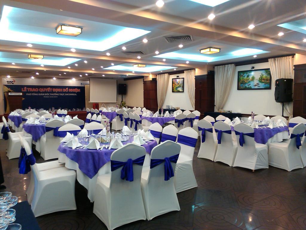 Ttc Hotel - Tan Binh Ho Chi Minh City Bagian luar foto