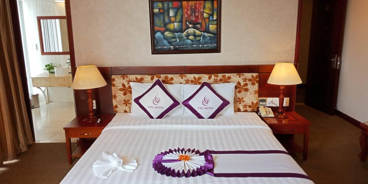 Ttc Hotel - Tan Binh Ho Chi Minh City Bagian luar foto