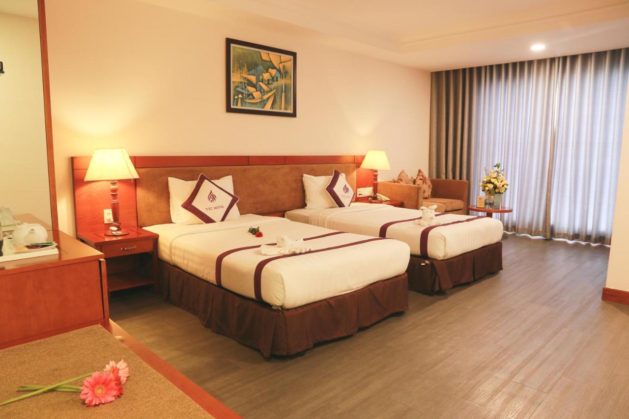 Ttc Hotel - Tan Binh Ho Chi Minh City Bagian luar foto