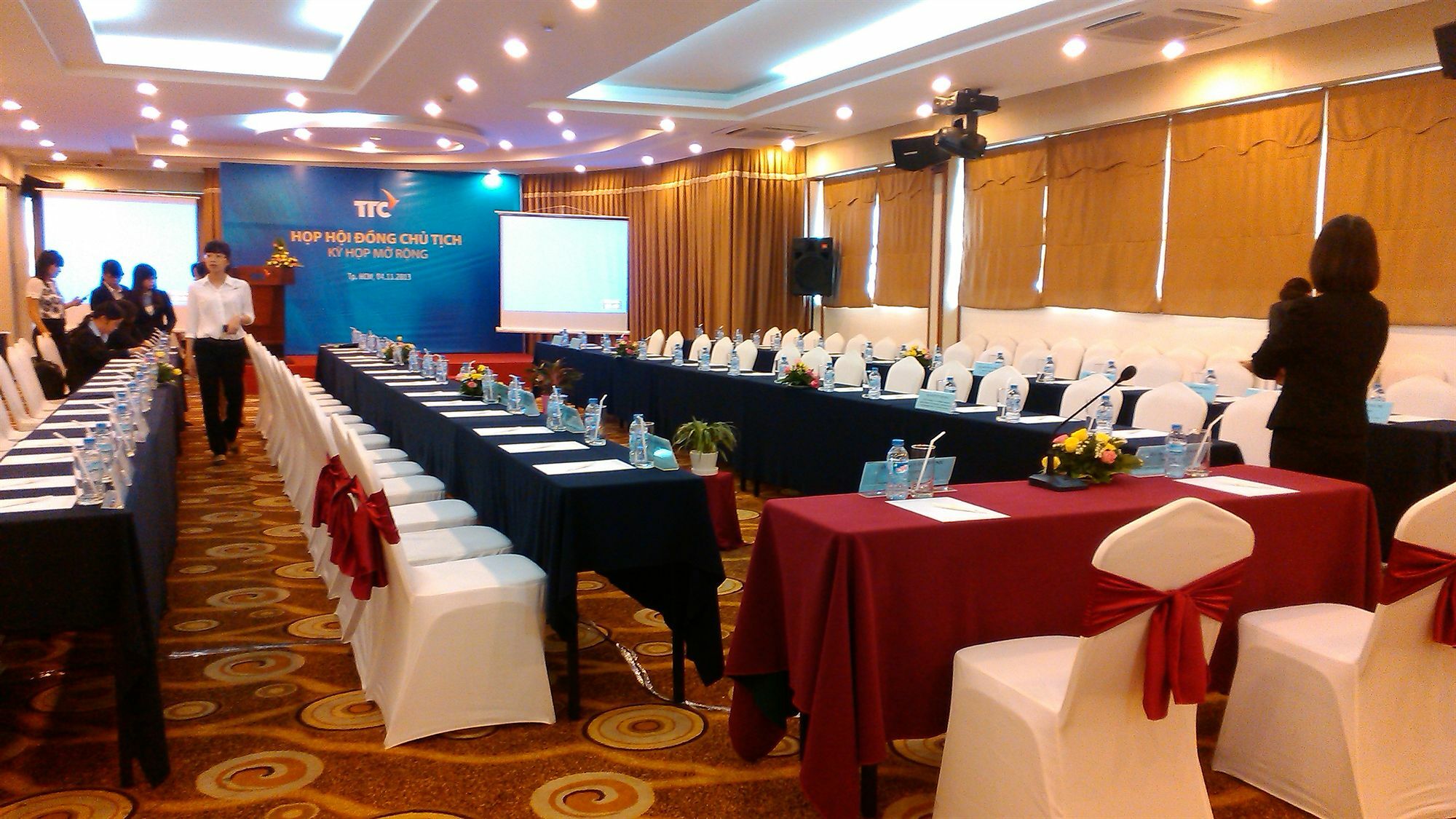 Ttc Hotel - Tan Binh Ho Chi Minh City Bagian luar foto