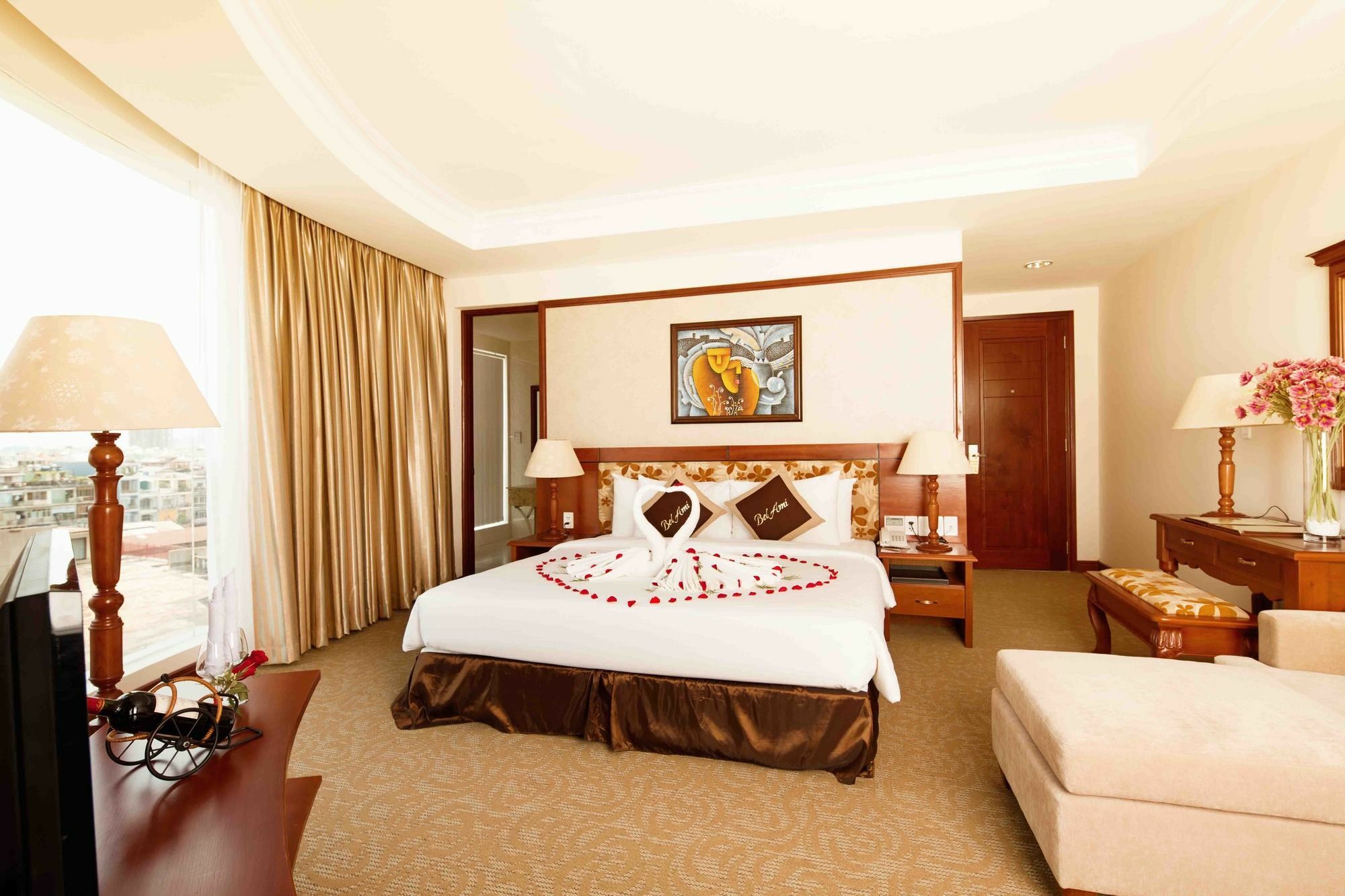 Ttc Hotel - Tan Binh Ho Chi Minh City Bagian luar foto
