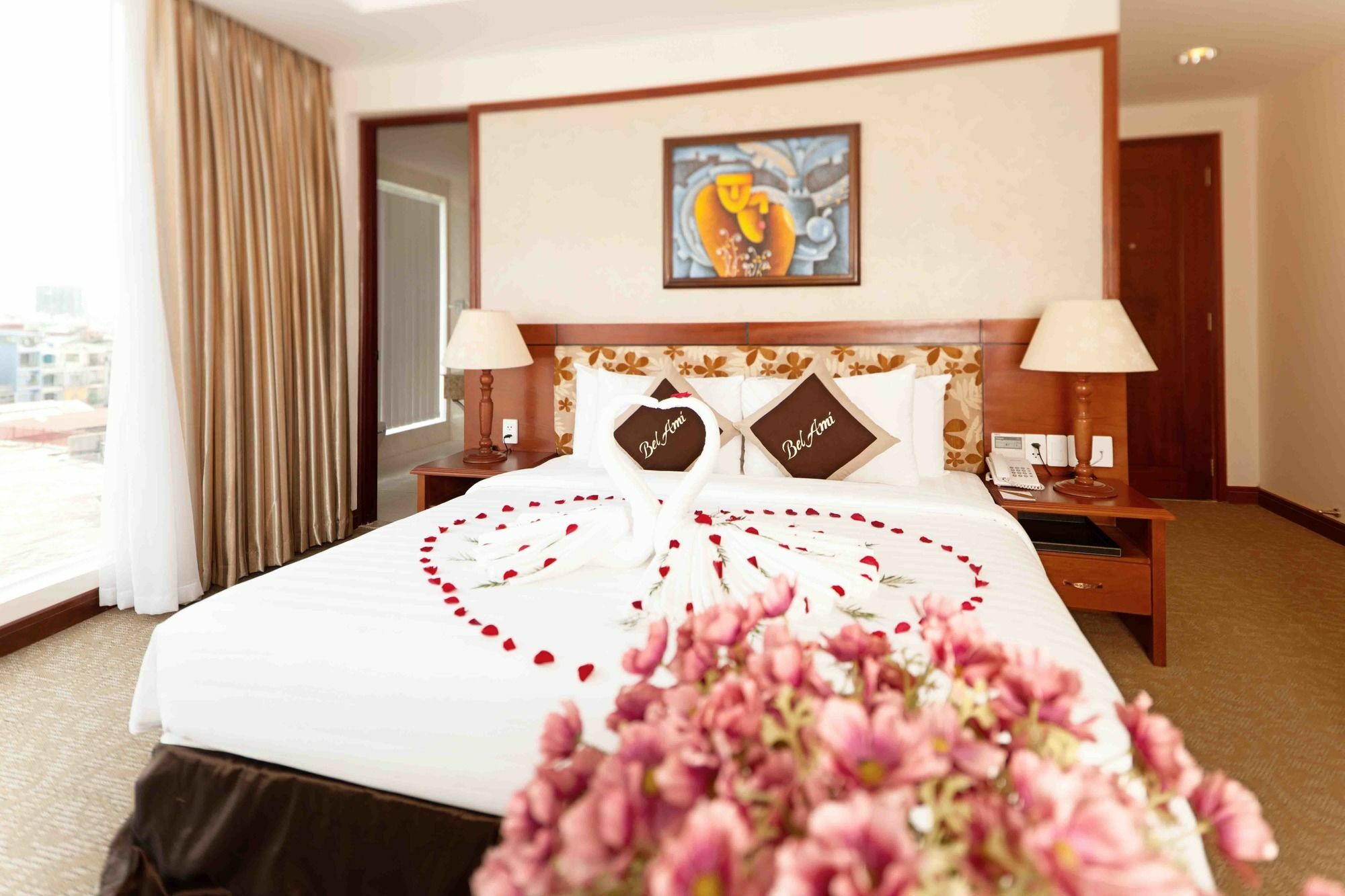 Ttc Hotel - Tan Binh Ho Chi Minh City Bagian luar foto