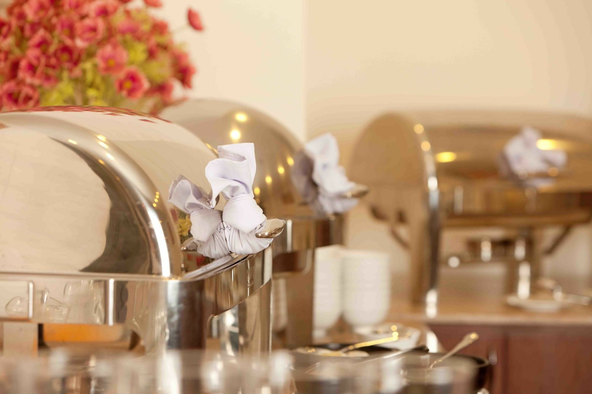 Ttc Hotel - Tan Binh Ho Chi Minh City Bagian luar foto
