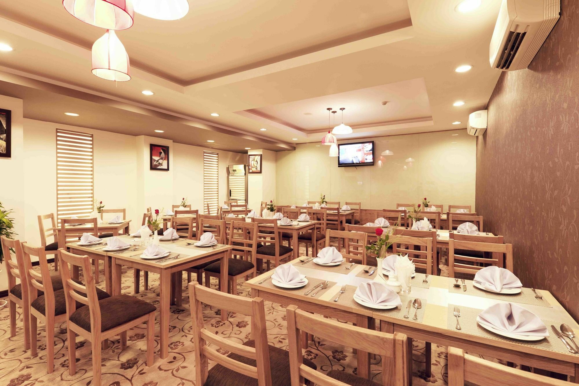 Ttc Hotel - Tan Binh Ho Chi Minh City Bagian luar foto